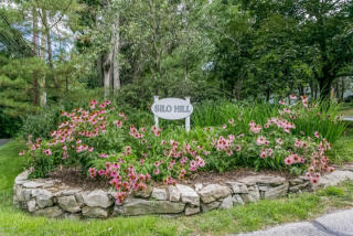 36 Silo Cir, Riverside, CT 06878-1127