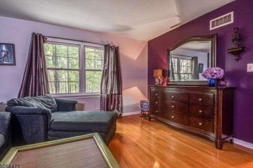 15 Cardinal Dr, Hackettstown NJ  07840-3005 exterior