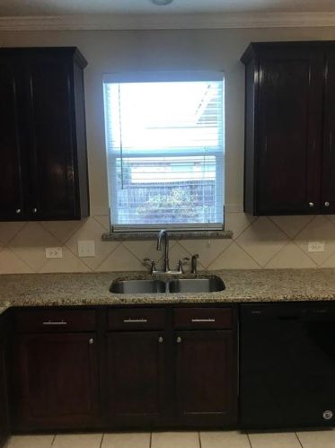 421 Emerald Creek Dr, Fort Worth TX  76131-3955 exterior