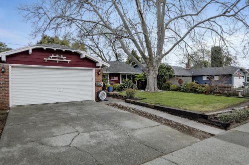 456 Buckeye St, Vacaville, CA 95688-2631