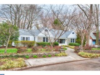 427 Euclid Ave, Tavistock, NJ 08033-2715