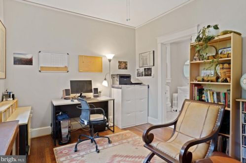 7125 Poplar Ave, Silver Spring MD 20912-4675 exterior