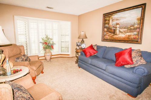 1621 Sumac Ln, Anaheim CA  92804-6653 exterior