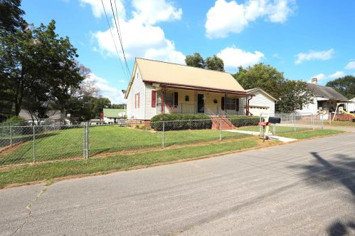 141 Sixth St, Trion, GA 30753-1173