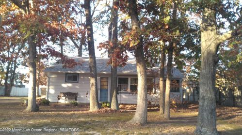 259 Point Pleasant Ave, Berkeley Township, NJ 08721-1353
