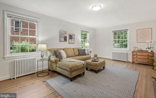 8024 Glenside Dr, Silver Spring MD 20912-7326 exterior