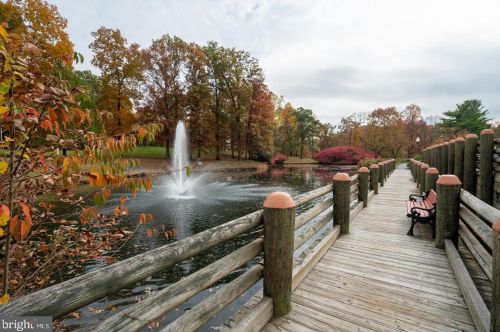 15107 Interlachen Dr, Silver Spring MD 20906-5625 exterior