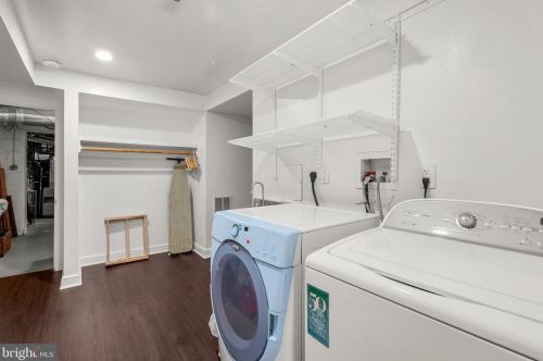 1118 Dl Dr, Silver Spring MD 20910-1601 exterior