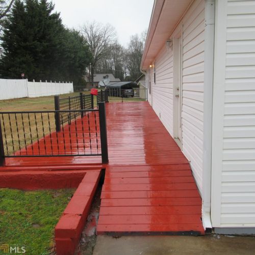 58 Westwood Dr, Commerce, GA 30529-2257
