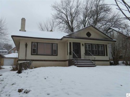 2217 5th St, Duluth, MN 55806-1507