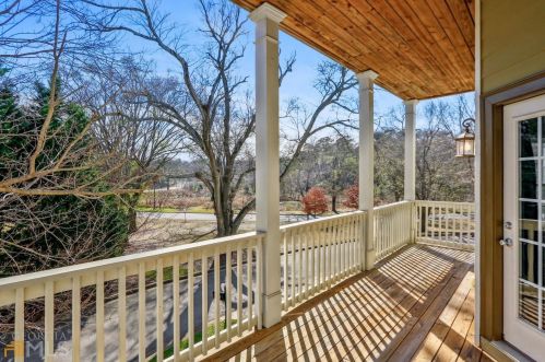 131 Bowen Cir, Atlanta GA  30315-2608 exterior