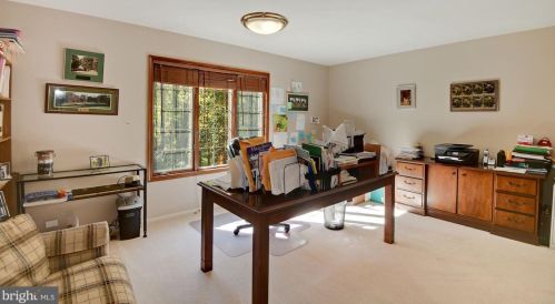 17501 New Hampshire Ave, Ashton MD  20861-9791 exterior