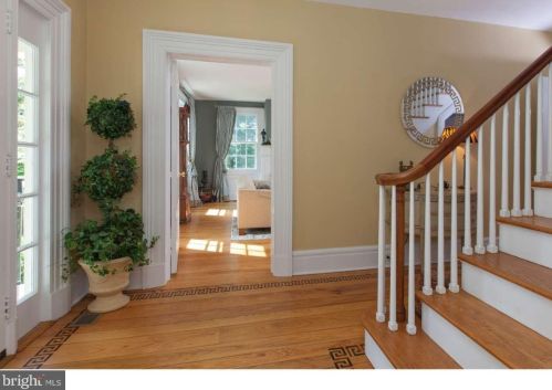 136 Mapleton Rd, Princeton NJ  08540-9600 exterior