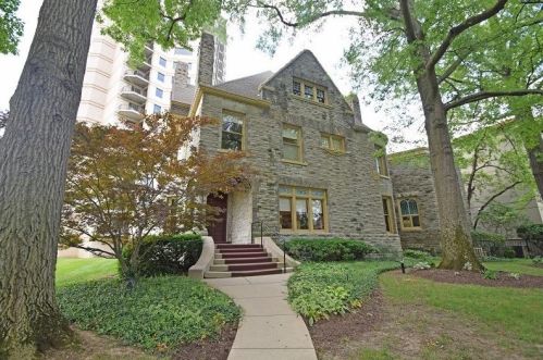 1201 Edgecliff Pl, Cincinnati OH  45206-2853 exterior