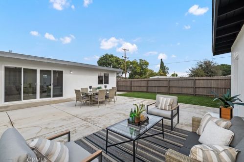 15374 Midcrest Dr, Whittier CA  90604-2336 exterior