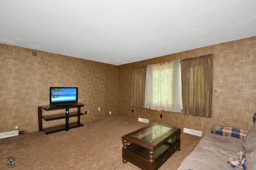 138 Joliet Hwy, Mokena, IL 60451-1868