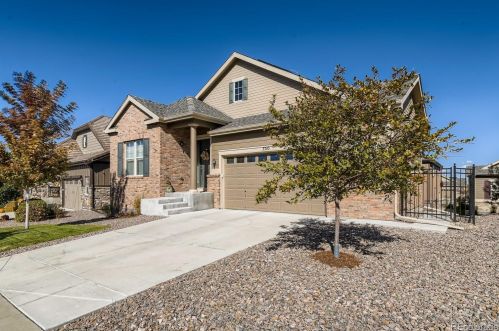 7710 Queensburg Way, Aurora, CO 80016-6151