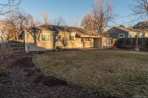 1275 Grape St, Denver CO 80220-5233 exterior