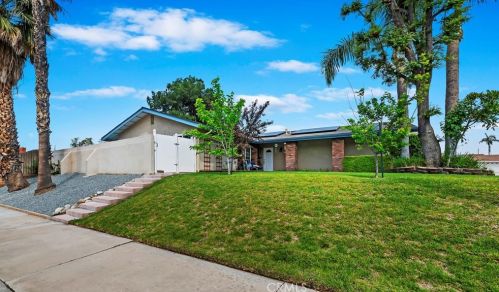 10331 Palmento Dr, Riverside CA  92505-1550 exterior
