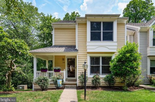 1409 Newport Spring Ct, Herndon, VA 20194-1178