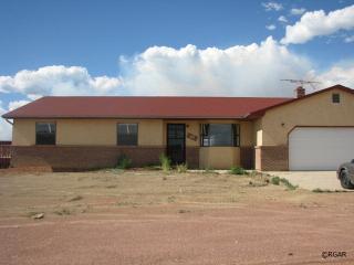 1747 16th St, Penrose, CO 81240-9621