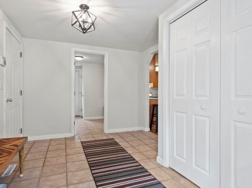 31 Wheeler Rd, New Ipswich, NH 03071-3847