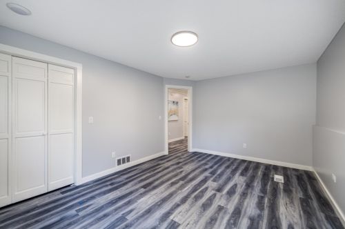 1374 26th Ave, Saint Paul MN  55112-6315 exterior