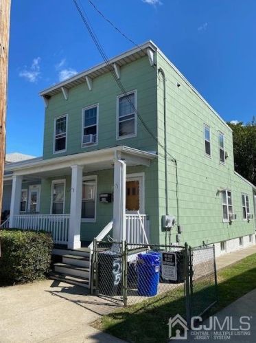 588 Johnstone St, Perth Amboy, NJ 08861-3234