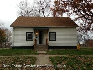 1011 12th St, Springfield IL  62702-5423 exterior
