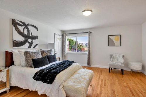 1924 Marineview Dr, San Leandro CA 94577-5315 exterior