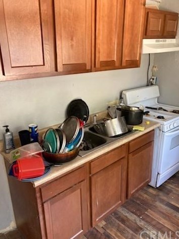 8484 Cypress Ave, Riverside CA 92503-1812 exterior