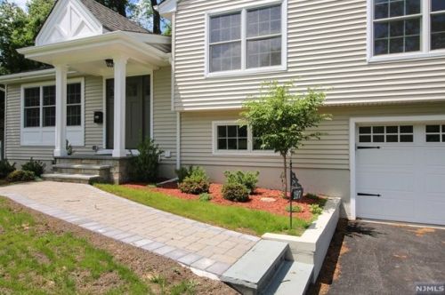 197 Gaynor Pl, Ridgewood, NJ 07452-3643
