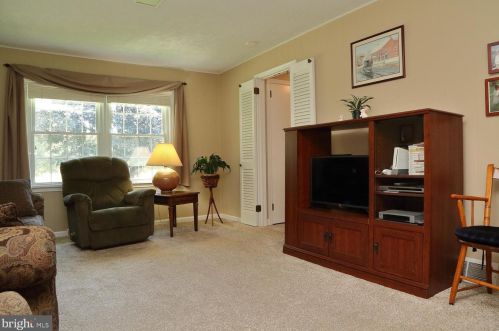 1144 Devonshire Rd, Lancaster PA  17601-1611 exterior