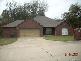 2014 4th Pl, Claremore, OK 74017-4700
