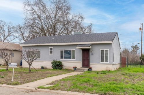 1854 Ayers Ave, Gridley, CA 95948-9700