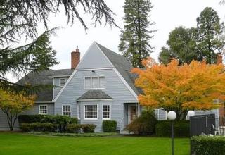 20121 Stark St, Portland OR  97233-6000 exterior