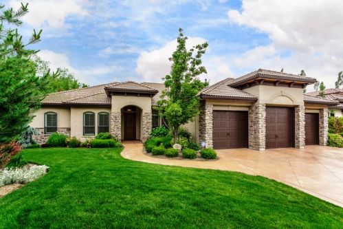 526 Lake Briar Ln, Pearl, ID 83616-6304