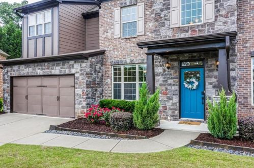 1660 Winning Colors Ct, Suwanee, GA 30024-5438