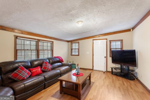 719 Hamilton Ave, Atlanta GA  30344-4144 exterior