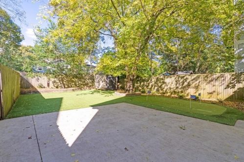 1118 Hawthorne St, Atlanta GA  30307-2610 exterior