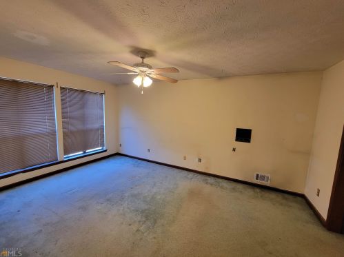 6905 Babbling Brk Dr, Rex GA 30273-2431 exterior