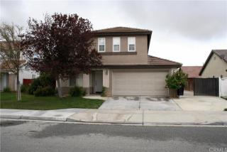 4495 Hollyvale Ln, Hemet, CA 92545-8008