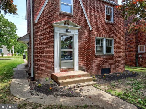 1135 Hudson St, Harrisburg, PA 17104-2940