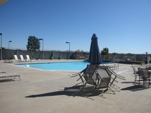 658 Via Santa Paulo, Vista CA  92081-6370 exterior