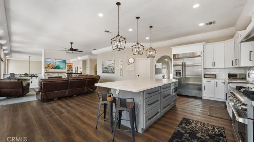 1619 Gratton St, Riverside CA  92504-5201 exterior