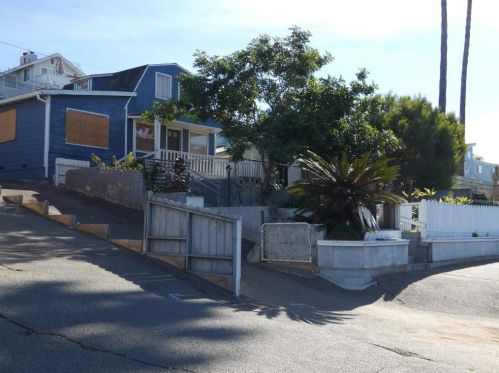 851 Vulcan Ave, Encinitas, CA 92024-3637