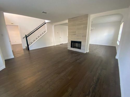 2027 Diamond Ridge Dr, Carrollton TX  75010-4509 exterior