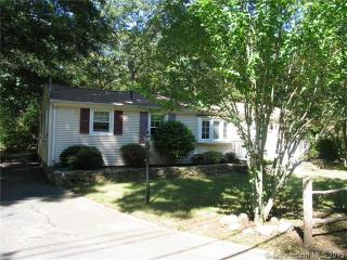 131 Mulberry Point Rd, Guilford, CT 06437-3200