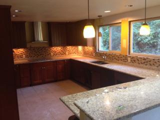 1255 Lattimore Rd, Ferndale, WA 98248-9424