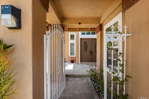 615 Morningstar Dr, Anaheim CA  92808-1637 exterior